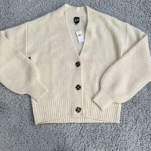 Gap Cream V-Neck Cardigan, Size XS